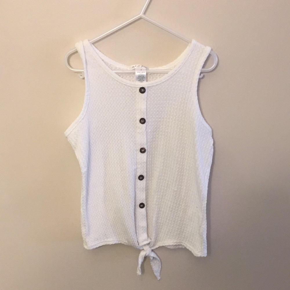 White Fawn Junior's Medium tank top white